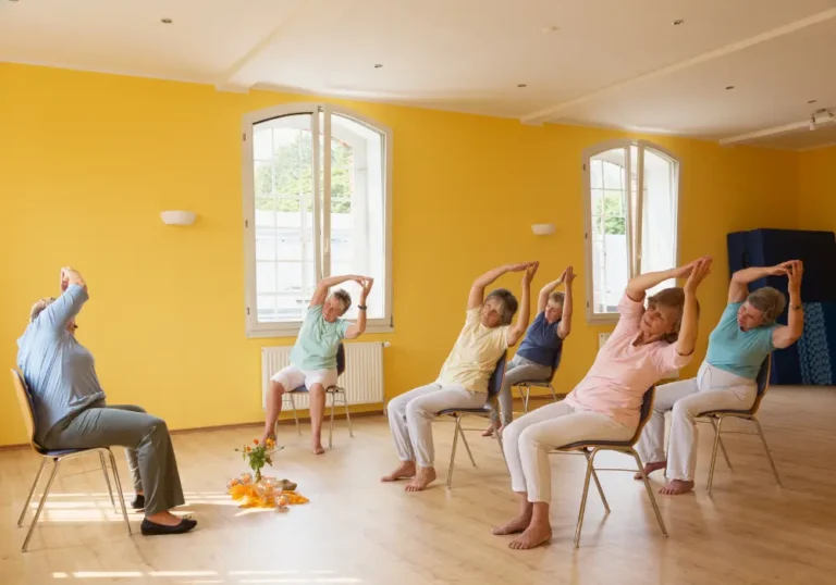 Pain-Free Living in Winter for Seniors: Tips to Stay Active and Comfortable